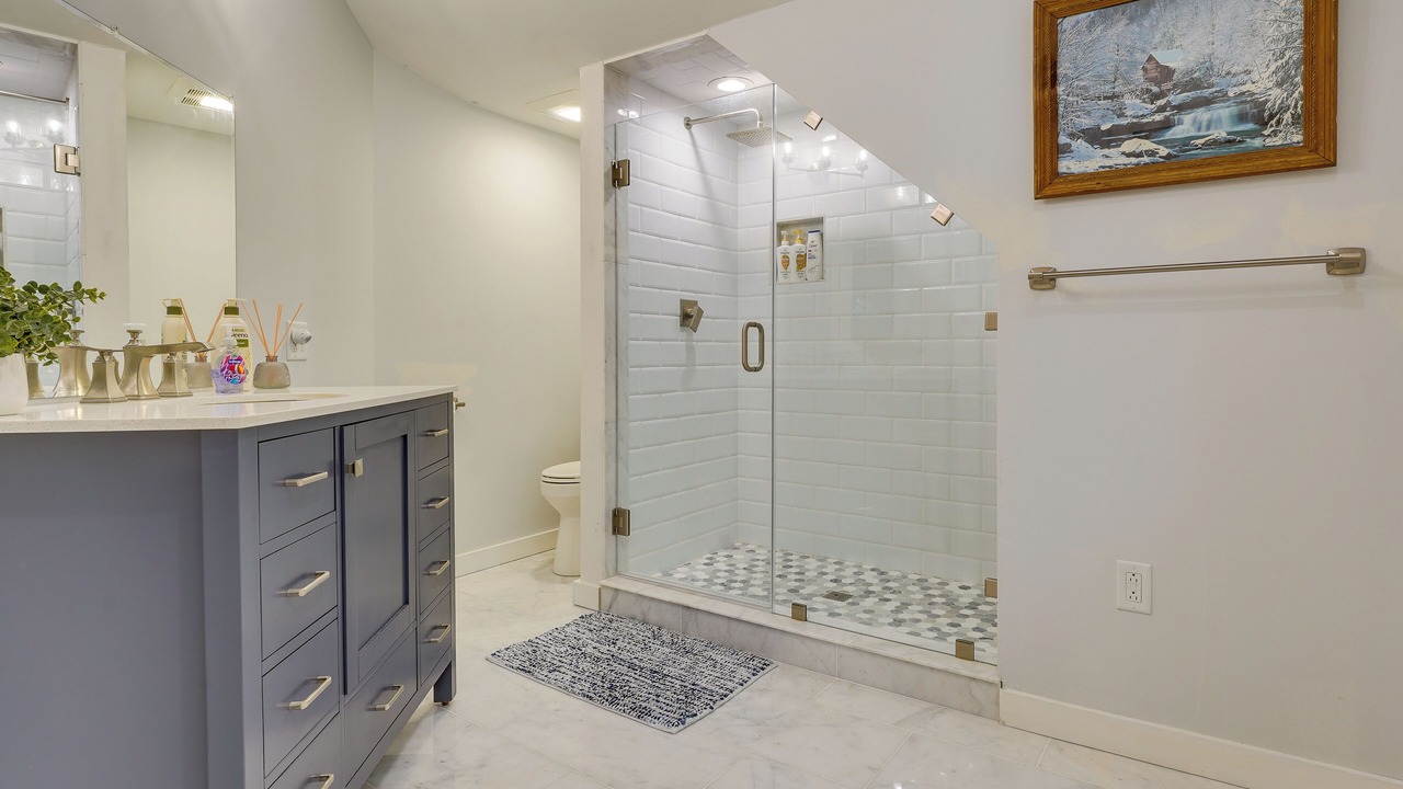 Photo of Bathroom in Londonderry
