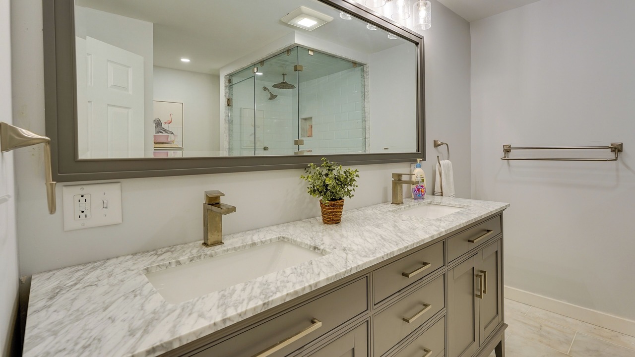 Photo of Bathroom in Londonderry
