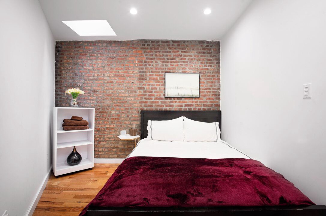 Photo of Bedroom in Hudson Square