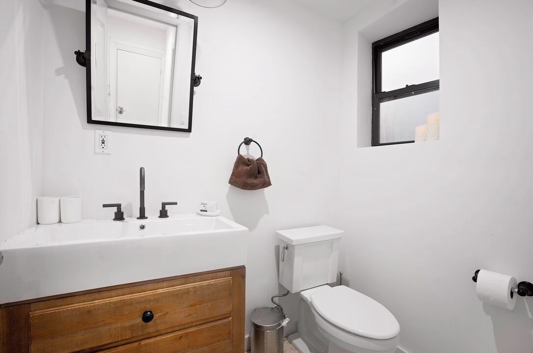 Photo of Bathroom in Hudson Square
