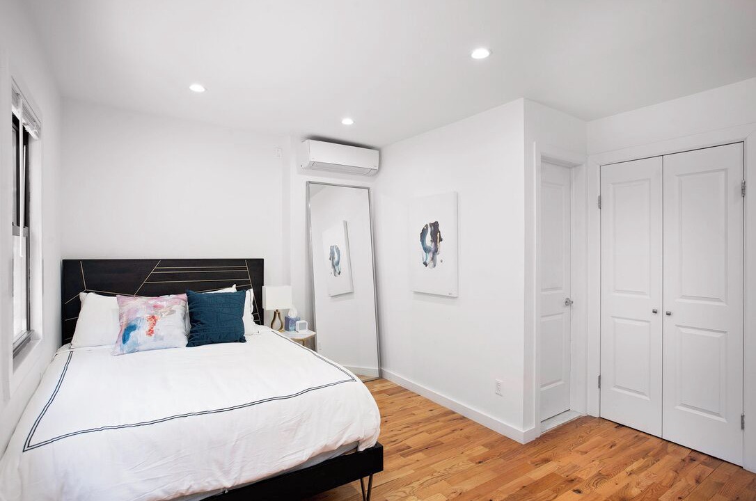 Photo of Bedroom in Hudson Square
