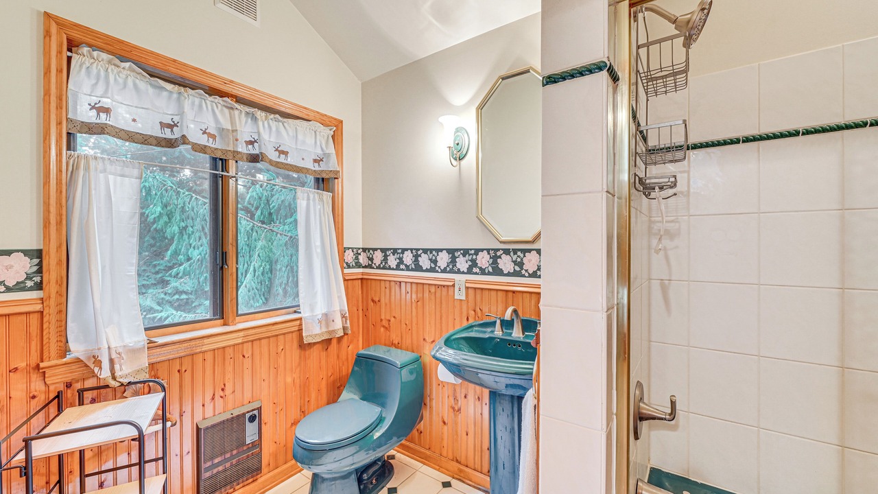 Photo of Bathroom in Edinburg