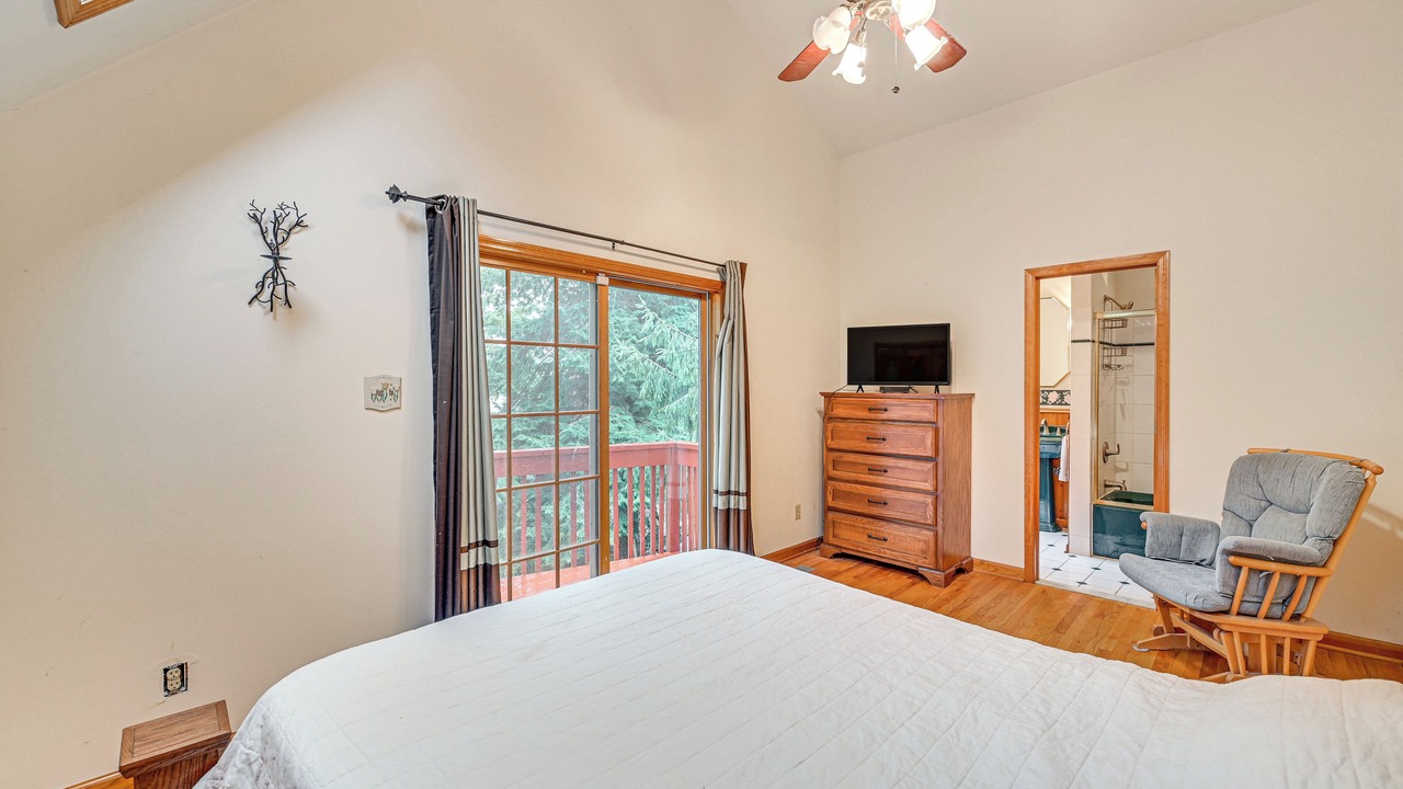 Photo of Bedroom in Edinburg