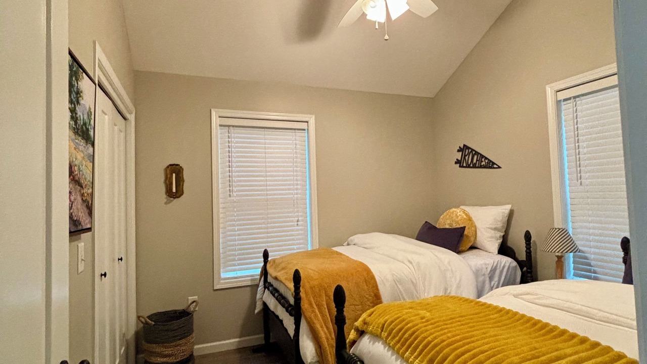 Photo of Bedroom in Town of Richmond