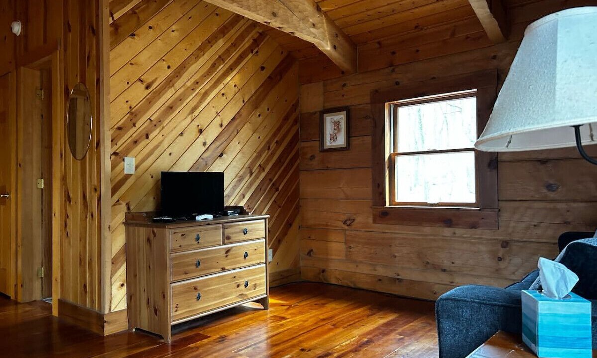 Photo of Livingroom in Alpine Lake