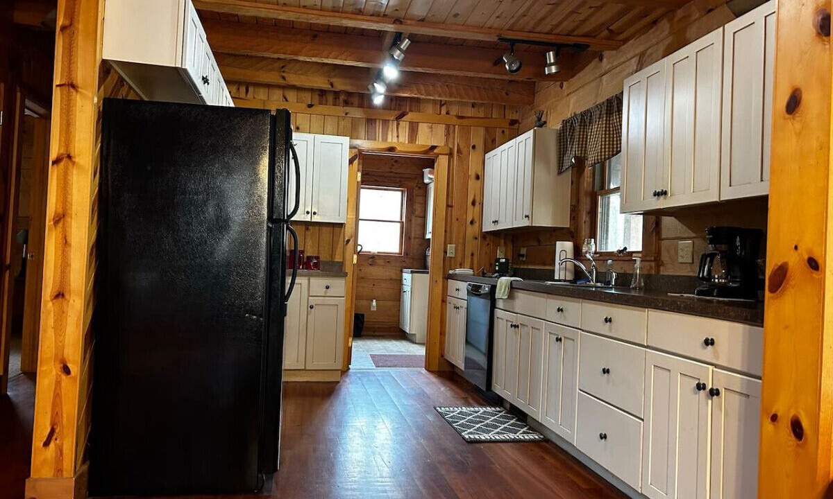 Photo of Kitchen in Alpine Lake