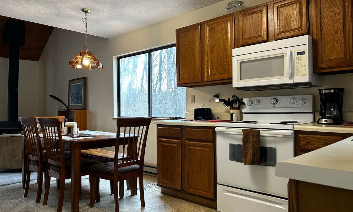 Photo of Kitchen in Alpine Lake