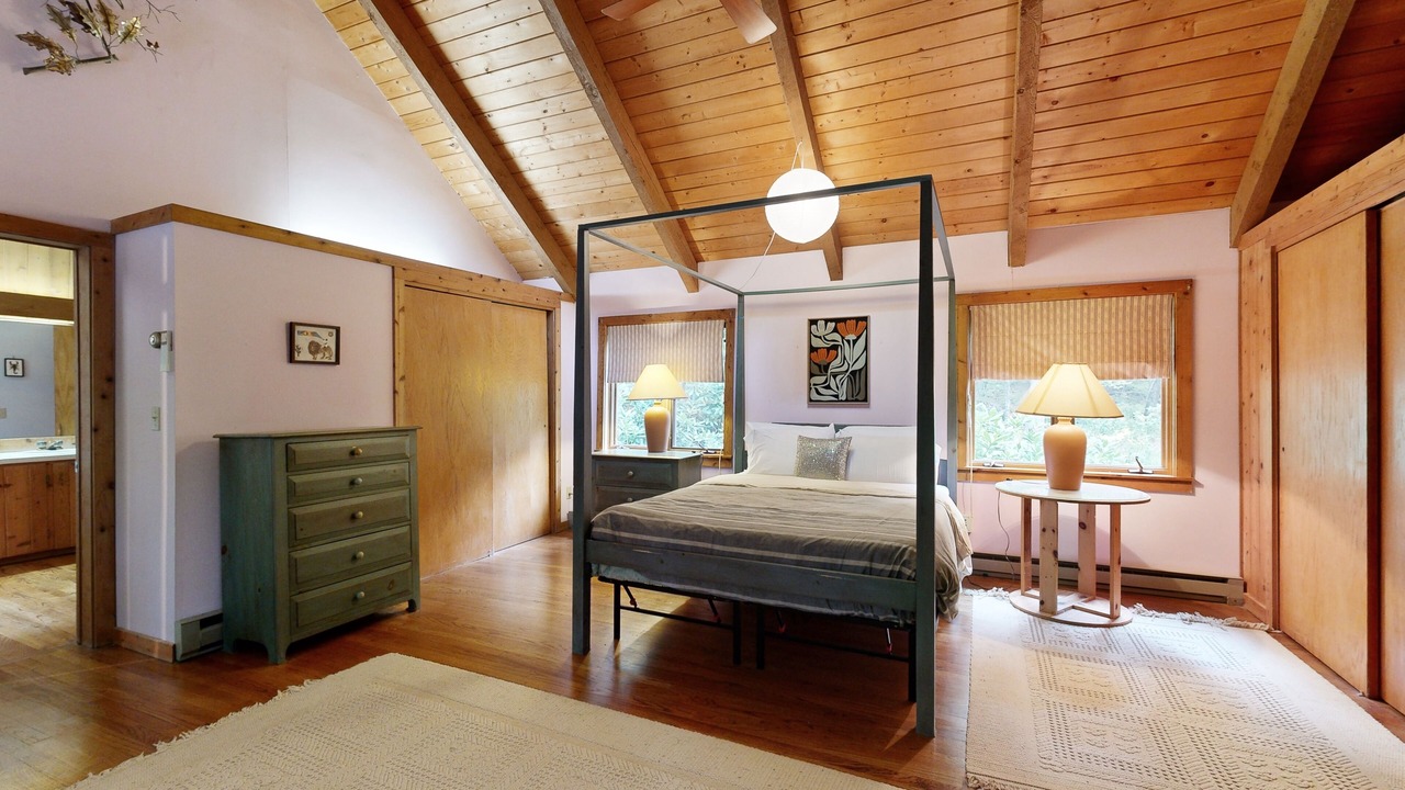 Photo of Bedroom in Forest Farms