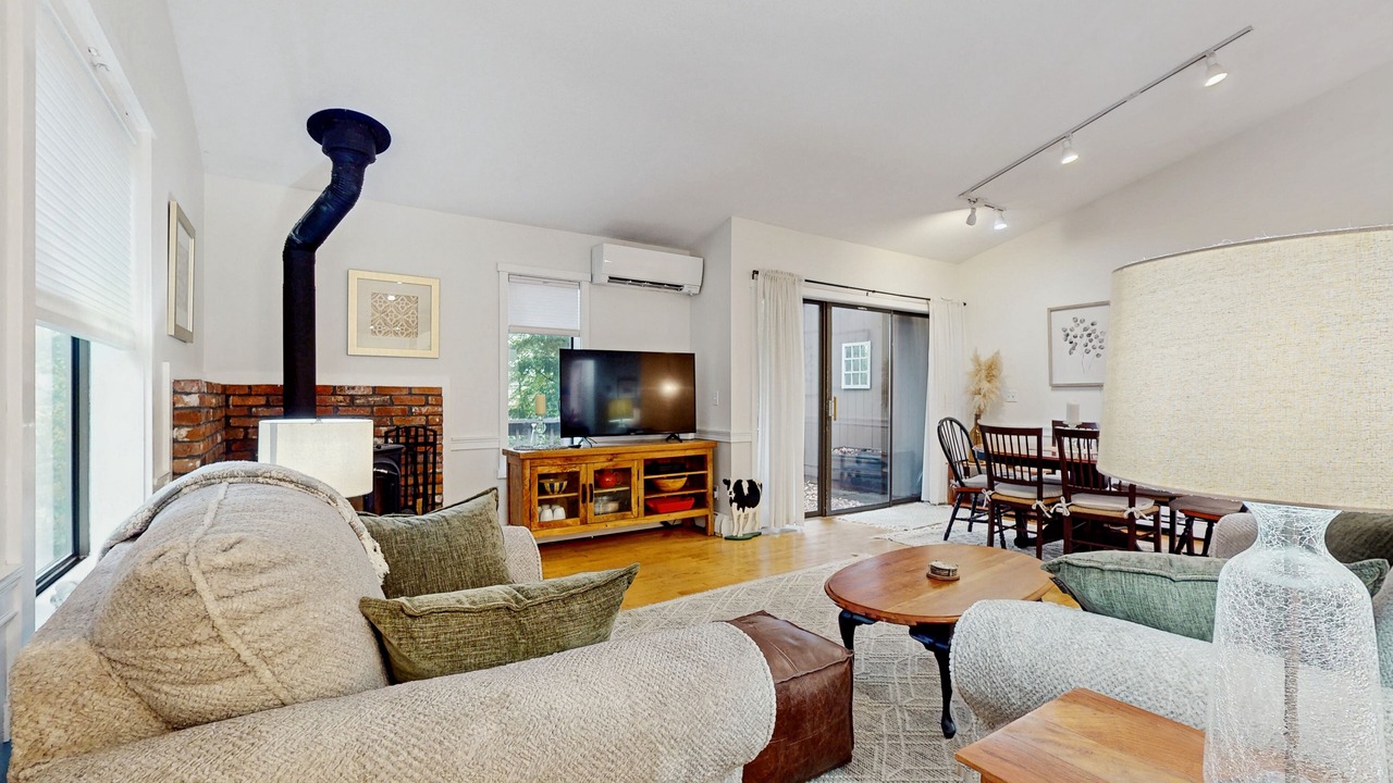 Photo of Livingroom in Quechee