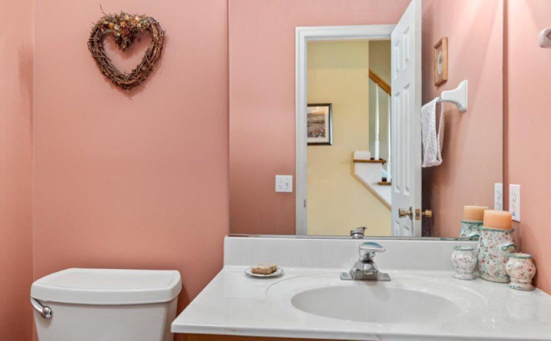 Photo of Bedroom in Sassamansville