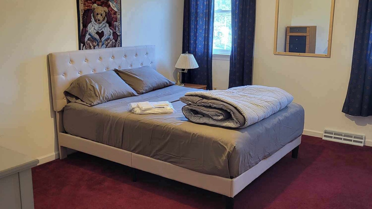 Photo of Bedroom in Sassamansville