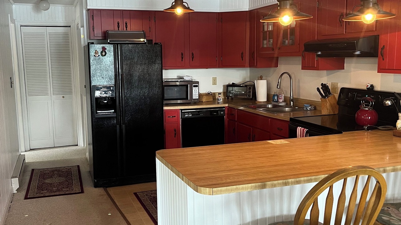Photo of Kitchen in Mirror Lake