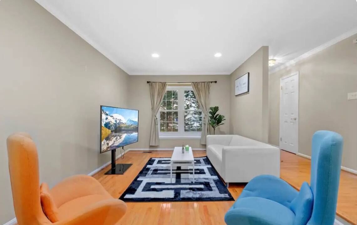 Photo of Livingroom in Wheaton