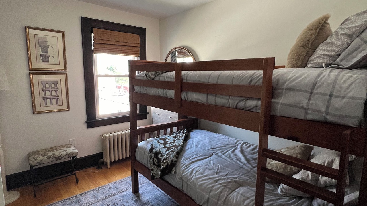 Photo of Bedroom in Middle Hope