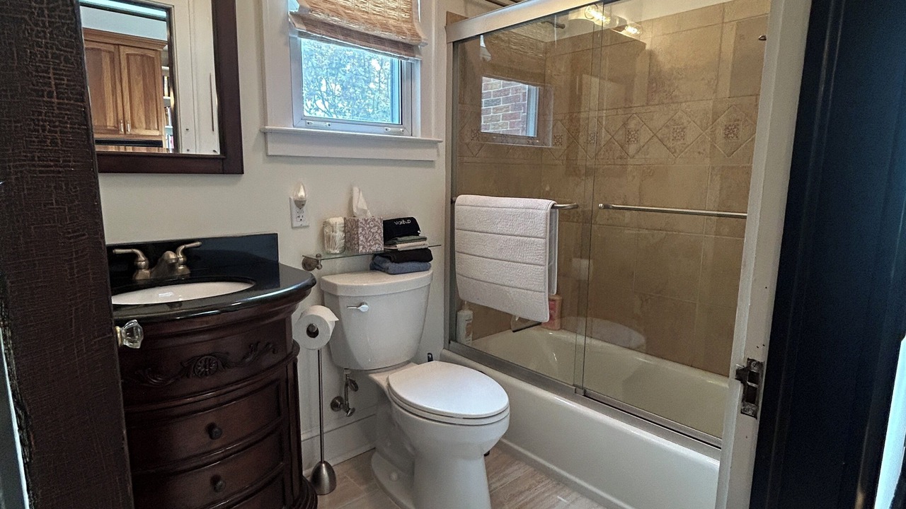 Photo of Bathroom in Middle Hope