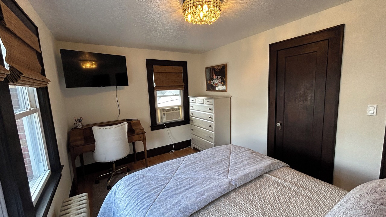 Photo of Bedroom in Middle Hope
