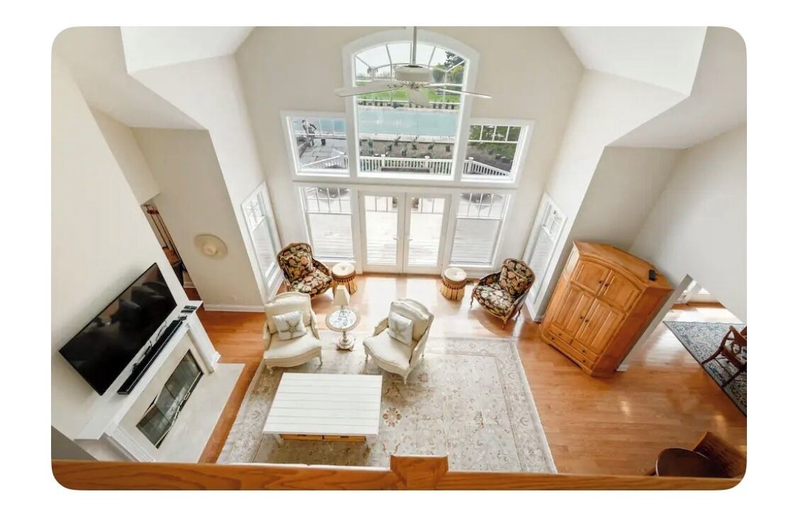 Photo of Livingroom in Shinnecock Hills