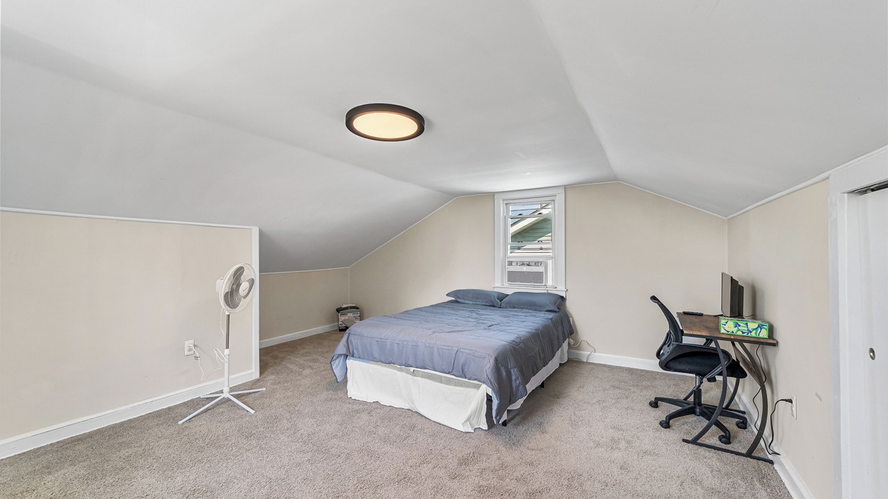 Photo of Bedroom in Trenton