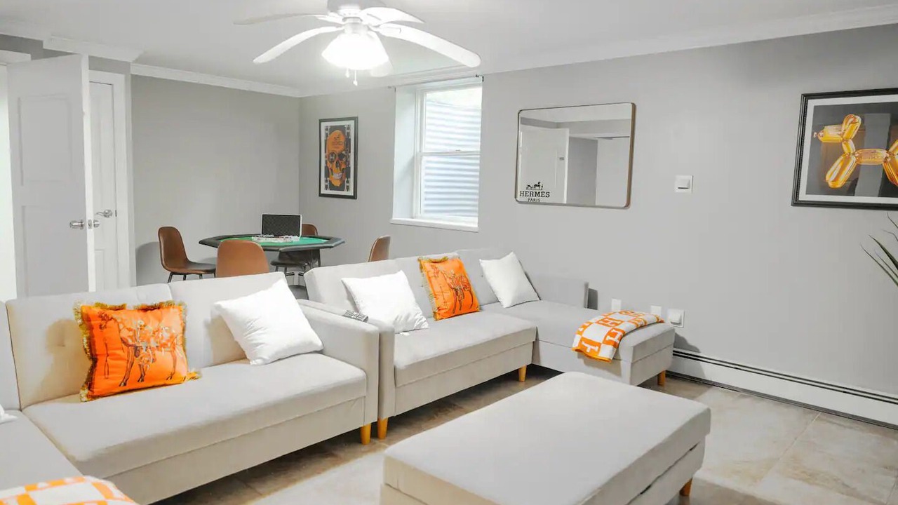 Photo of Livingroom in Westhampton Beach