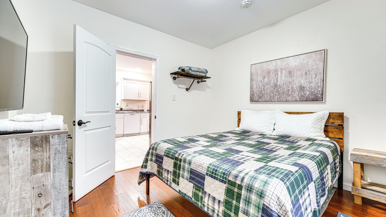 Photo of Bedroom in Proctor