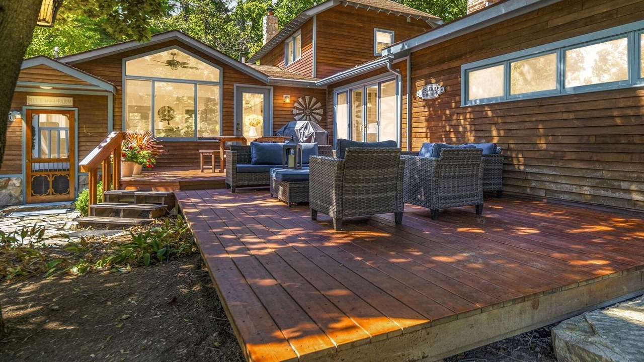 Photo of Patio Balcony in Bolton Landing