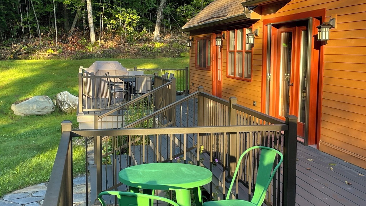 Photo of Patio Balcony in Williamsville