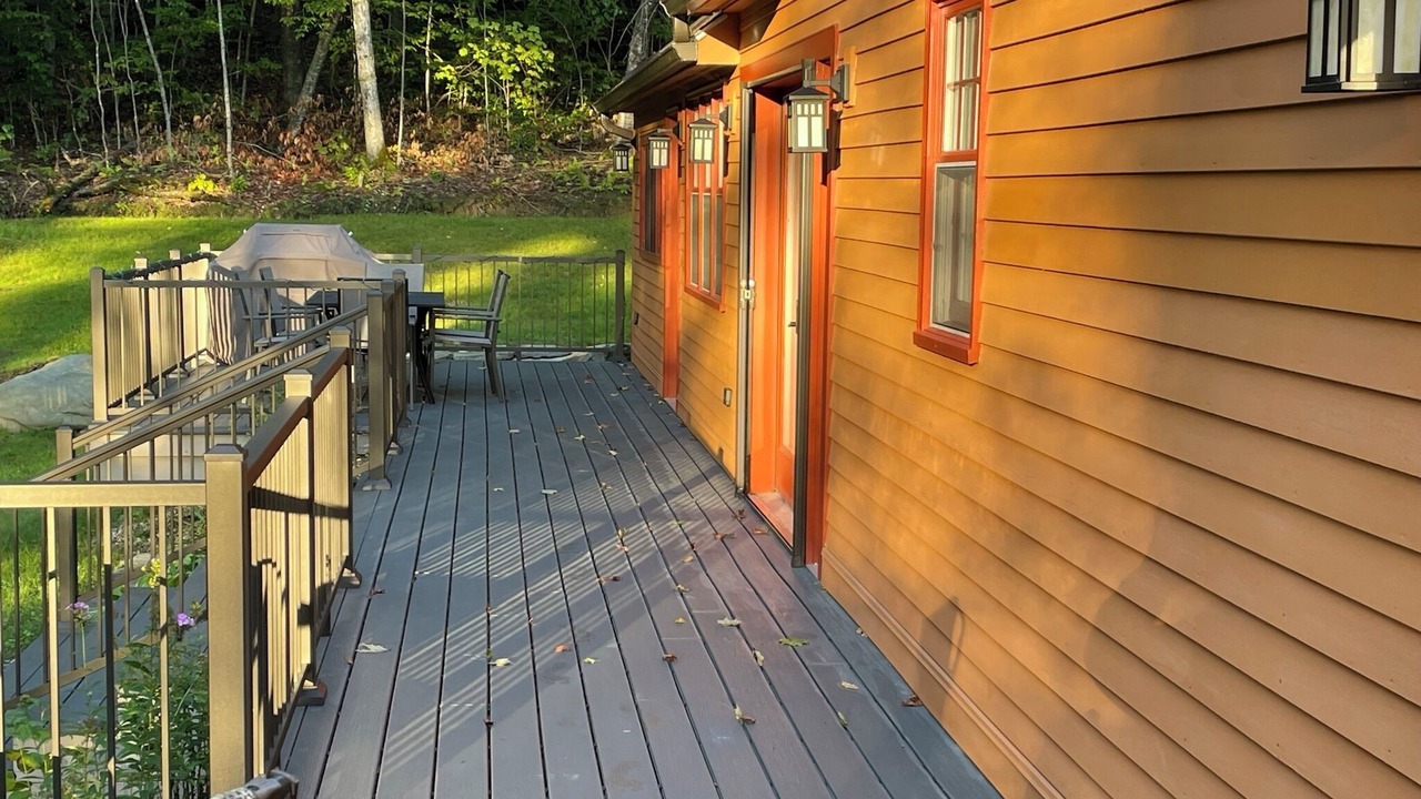 Photo of Patio Balcony in Williamsville