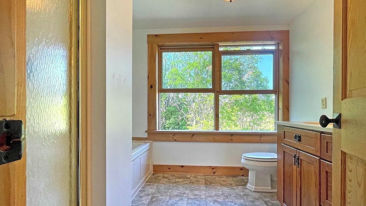 Photo of Bathroom in Moriah Center