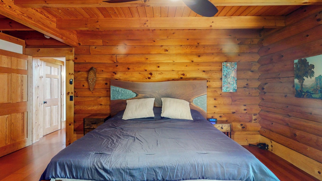 Photo of Bedroom in Moriah Center