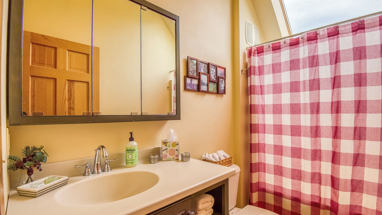 Photo of Bathroom in Rangeley