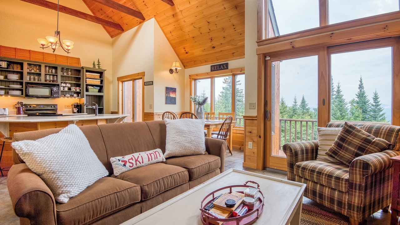 Photo of Livingroom in Rangeley