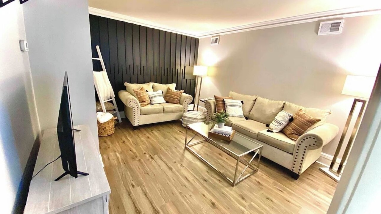 Photo of Livingroom in Historical Old New Castle