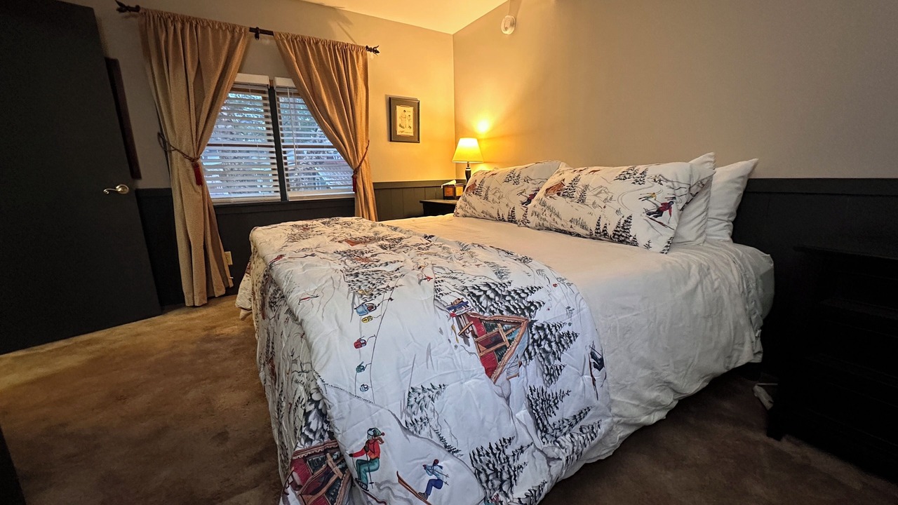 Photo of Bedroom in Montgomery Center