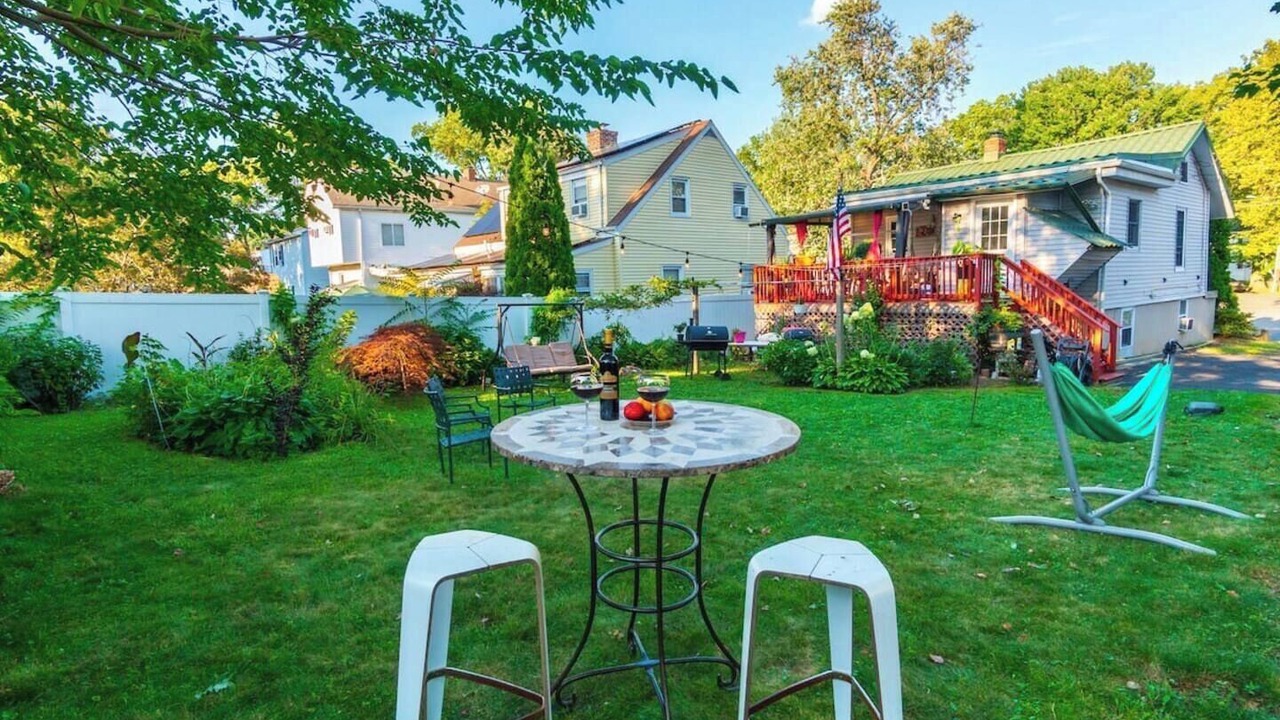 Photo of Outdoor in Cove - East Side - Shippan