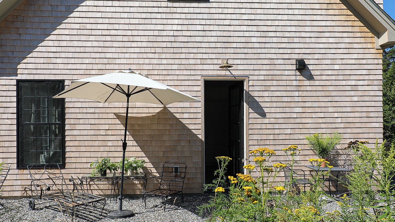 Photo of Patio Balcony in Bernard