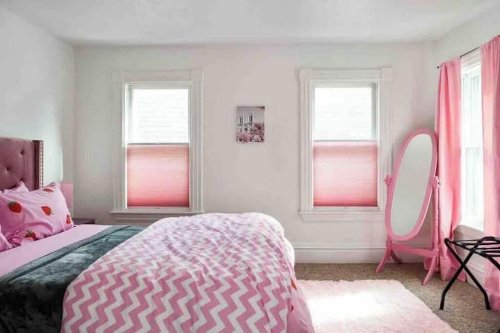Photo of Bedroom in Old North End