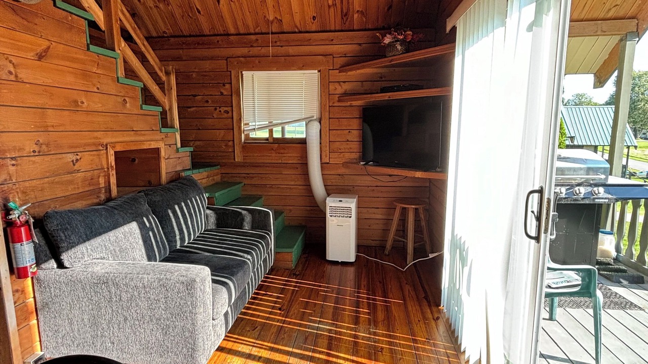 Photo of Livingroom in Plattsburgh