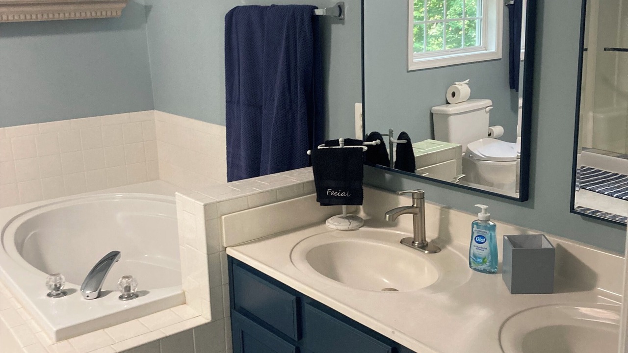 Photo of Bathroom in Bennsville