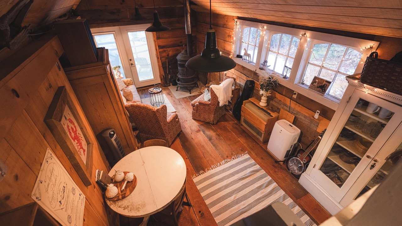 Photo of Livingroom in South Londonderry