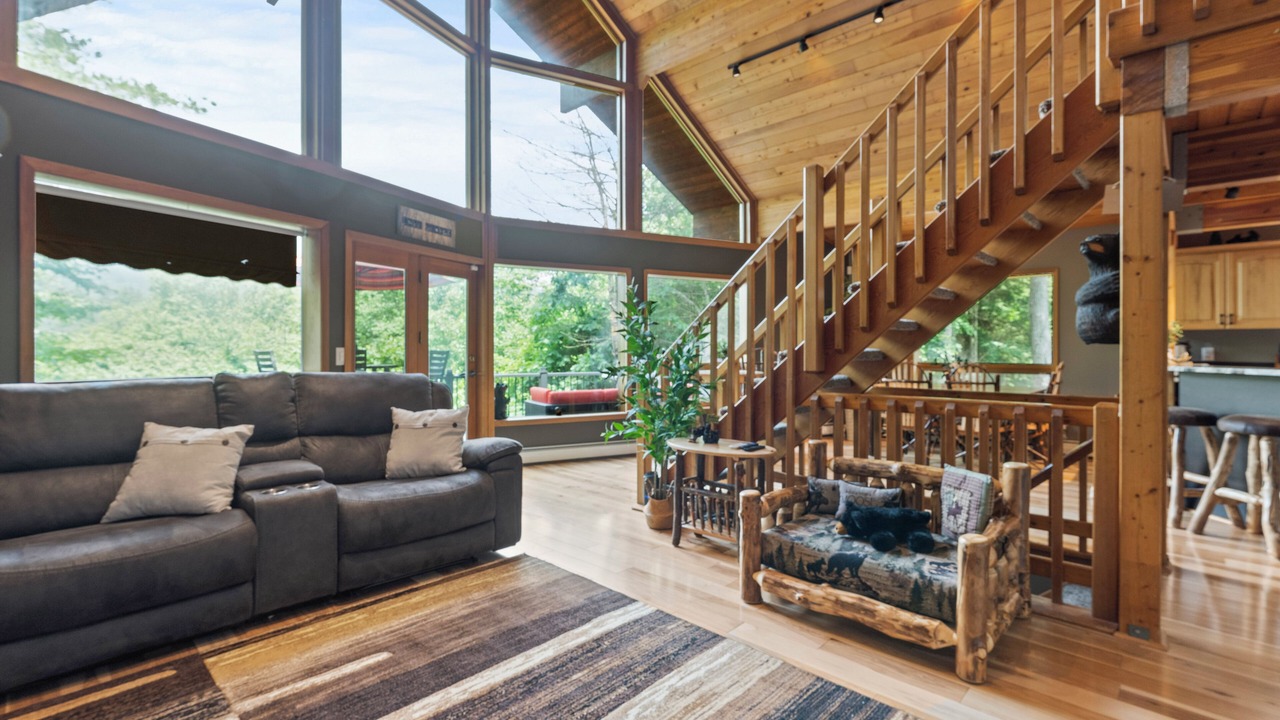 Photo of Livingroom in Lake George