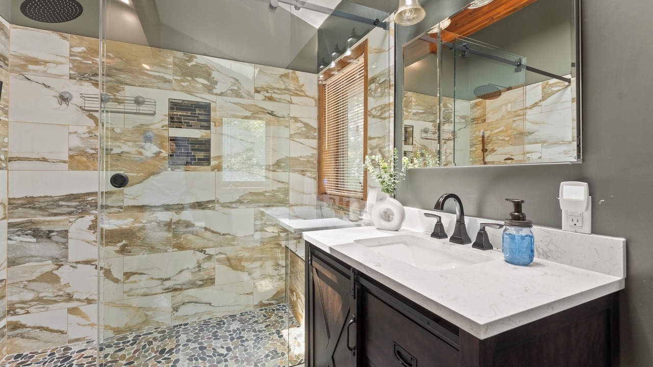 Photo of Bathroom in Lake George