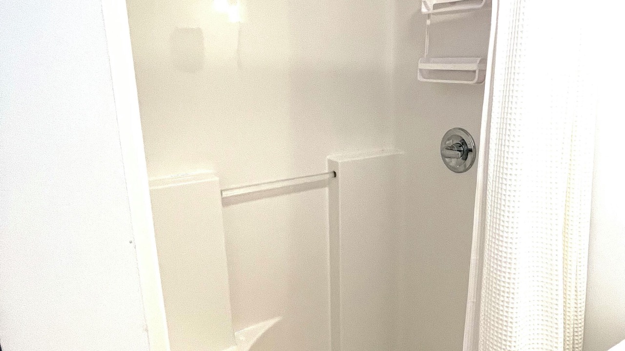 Photo of Bathroom in Gardiner