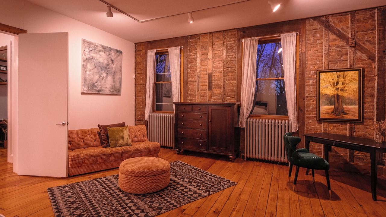 Photo of Livingroom in Beacon