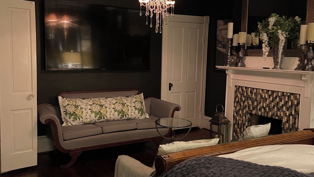 Photo of Bedroom in Lewisburg