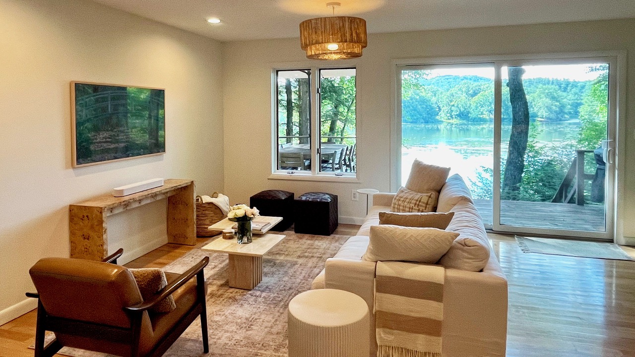 Photo of Livingroom in Town of Copake