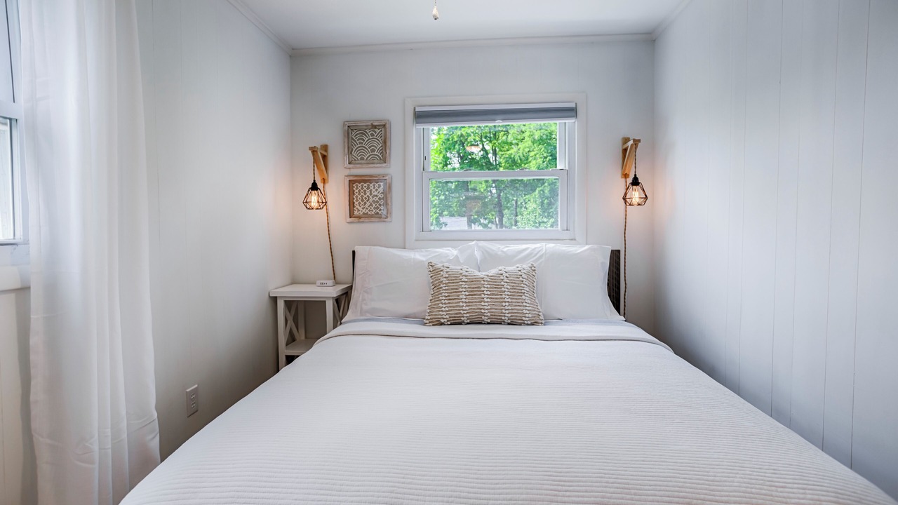 Photo of Bedroom in Town of Richmond