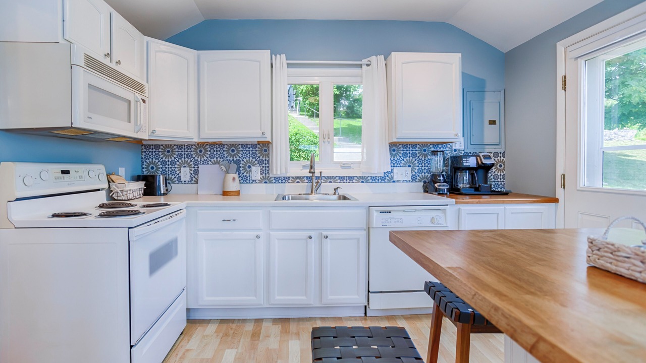 Photo of Kitchen in Town of Richmond