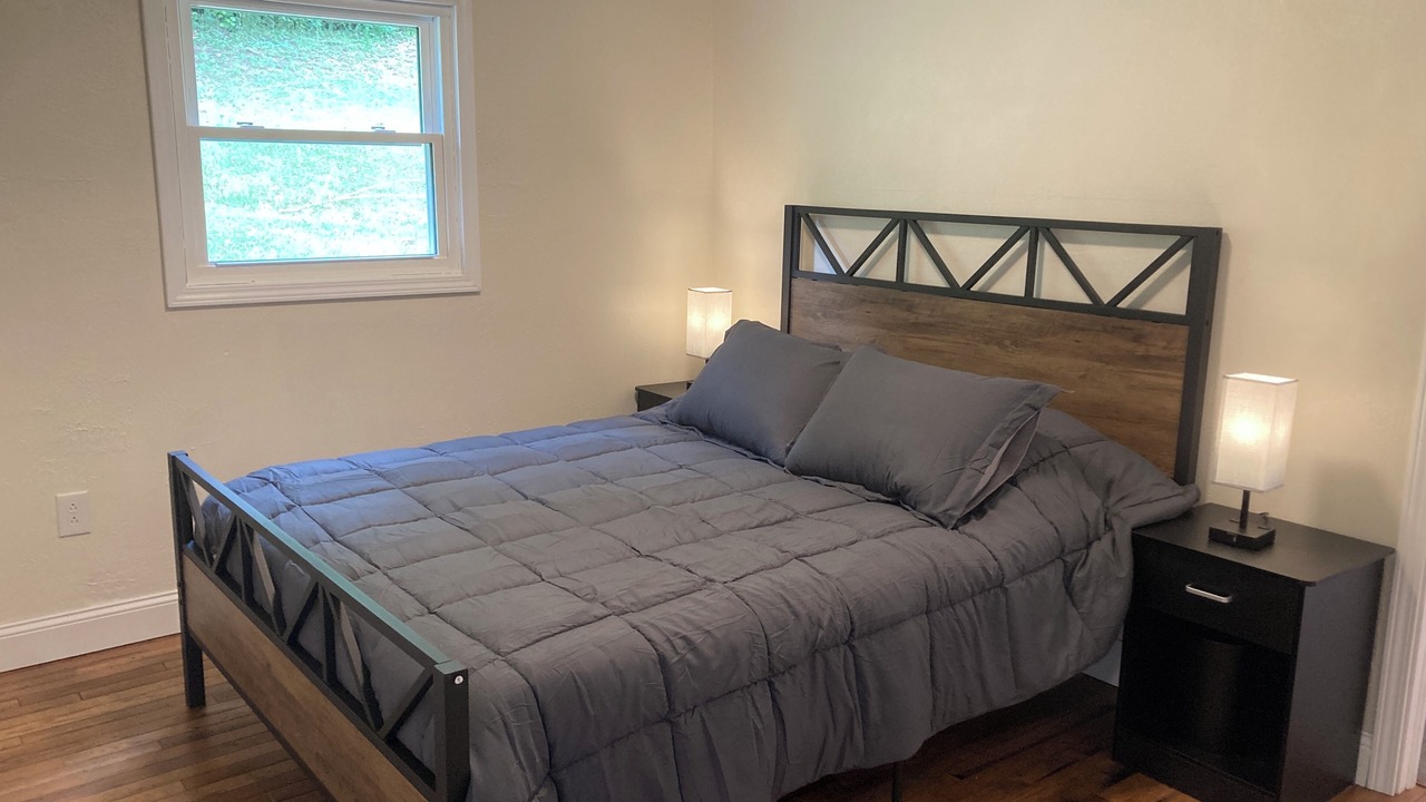 Photo of Bedroom in Lockbridge