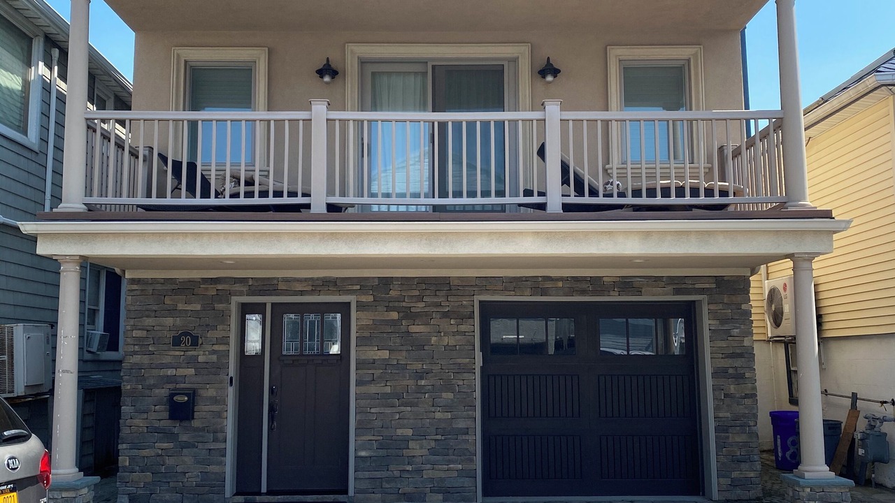 Photo of Outdoor in Alden Manor