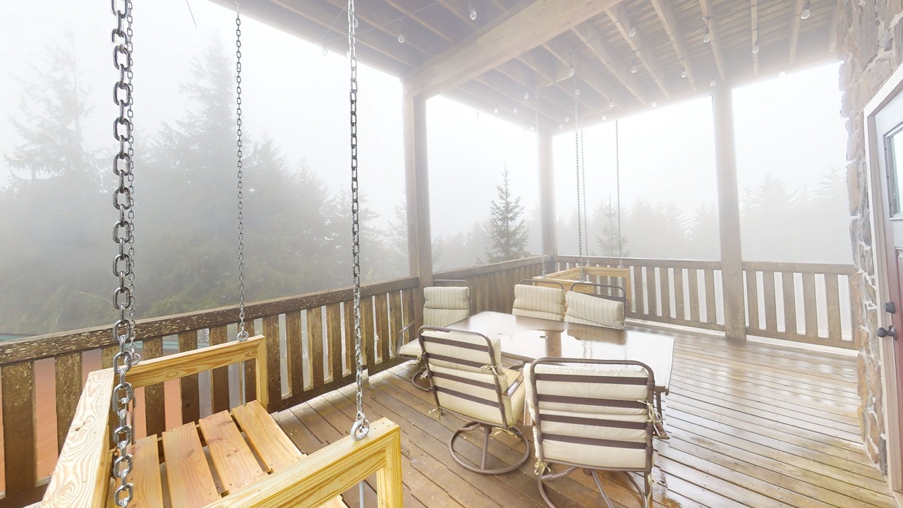 Photo of Outdoor in Snowshoe